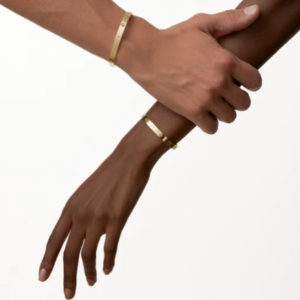Pulsera LOVE, tamaño clásico